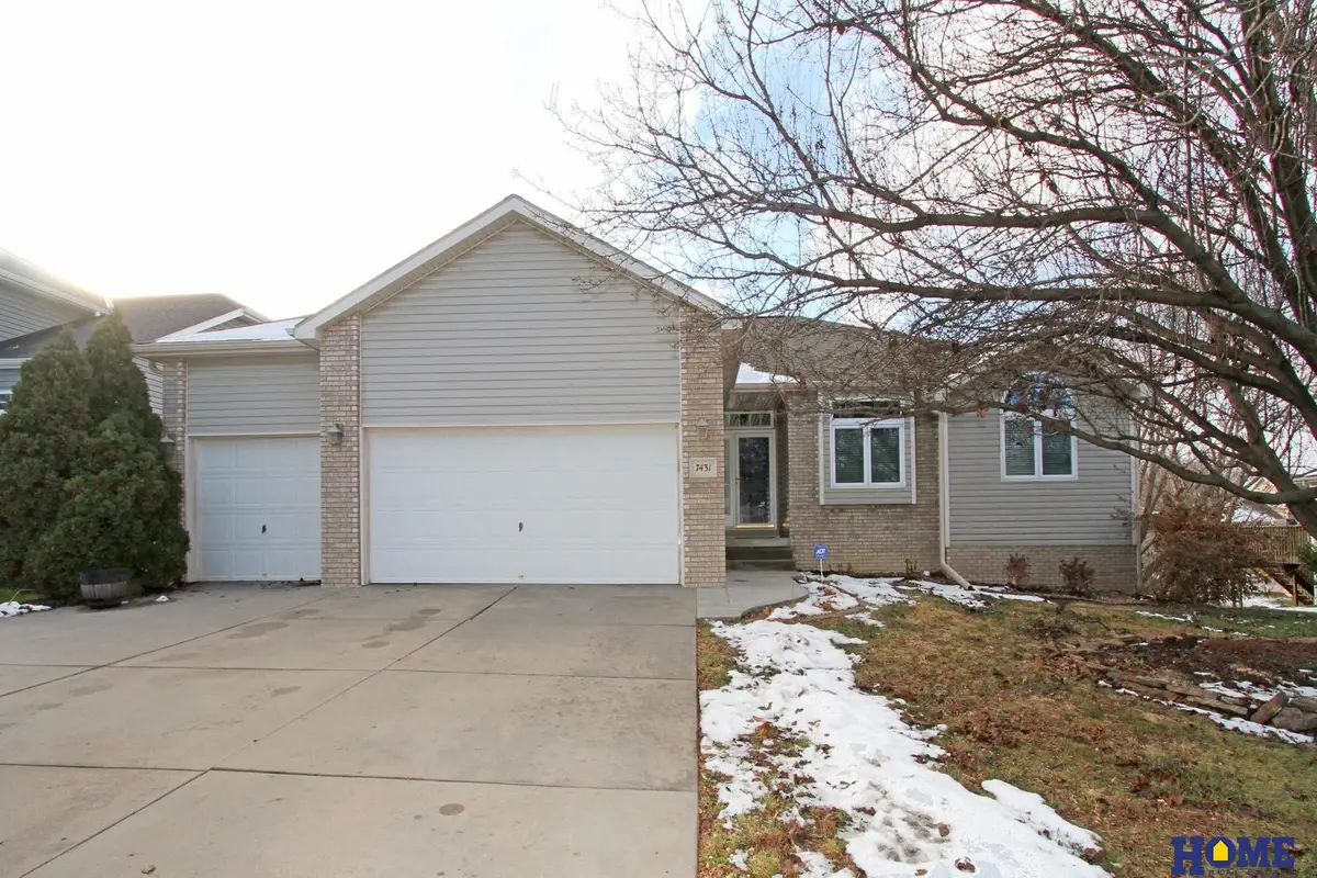 7431 S 37th Street, Lincoln, NE 68516 - Image #1