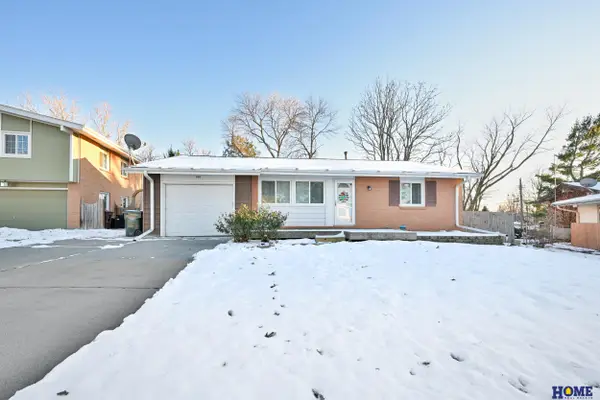 800 E Sanborn Drive, Lincoln, NE 68505