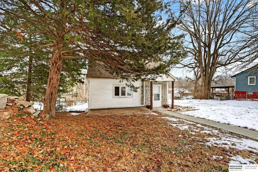 5609 S 52 Street, Omaha, NE 68117 - Image #2