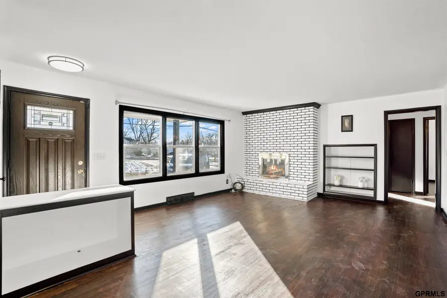 5236 Ames Avenue, Omaha, NE 68104 - Image #2