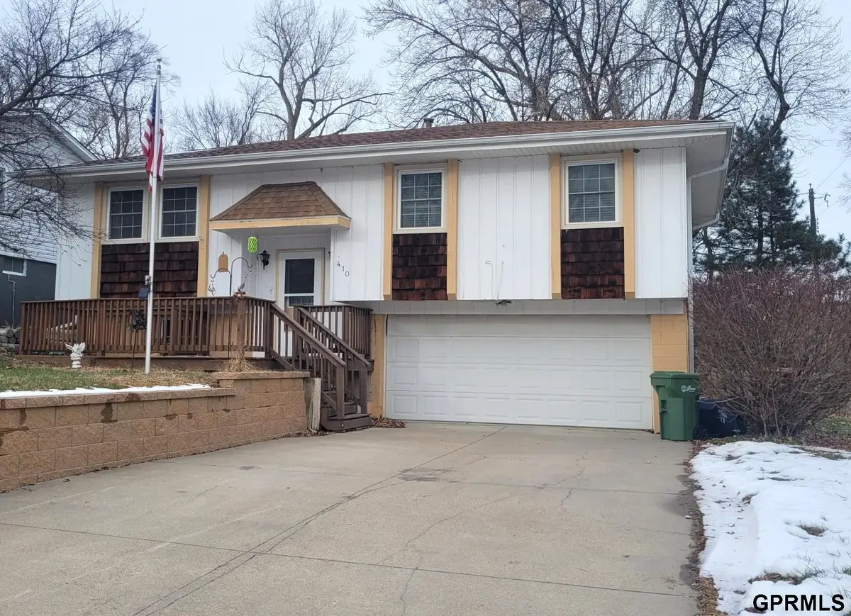 410 Robinson Avenue, Bellevue, NE 68005 - Image #1