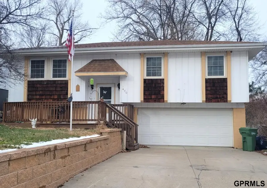 410 Robinson Avenue, Bellevue, NE 68005 - Image #2