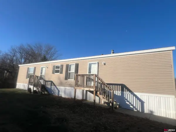 205 W Treehaven Drive, Lincoln, NE 68521