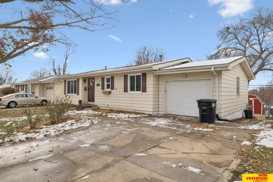 4962 Magnolia Street, Omaha, NE 68137 - Image #2