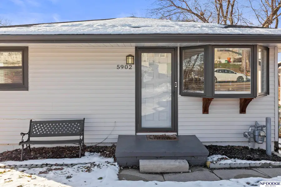 5902 S 50th Street, Omaha, NE 68117 - Image #3