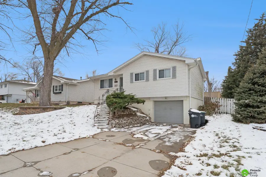 4864 S 143 Street, Omaha, NE 68137 - Image #2
