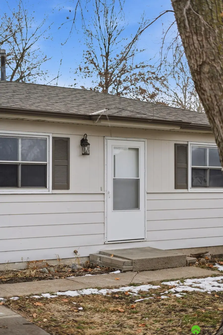 5915 Holdrege Street, Lincoln, NE 68505 - Image #3