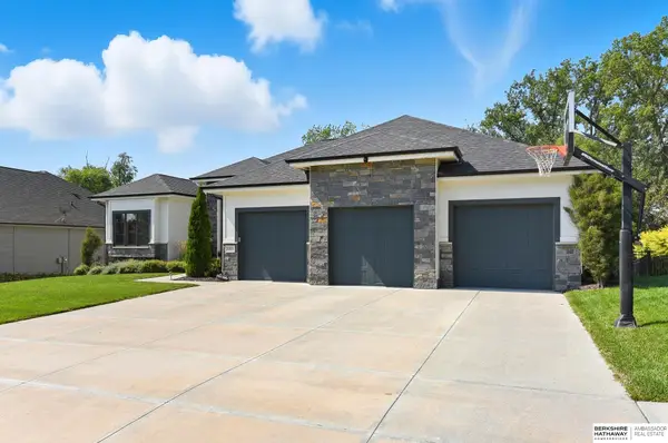 11018 S 174 Street, Omaha, NE 68136