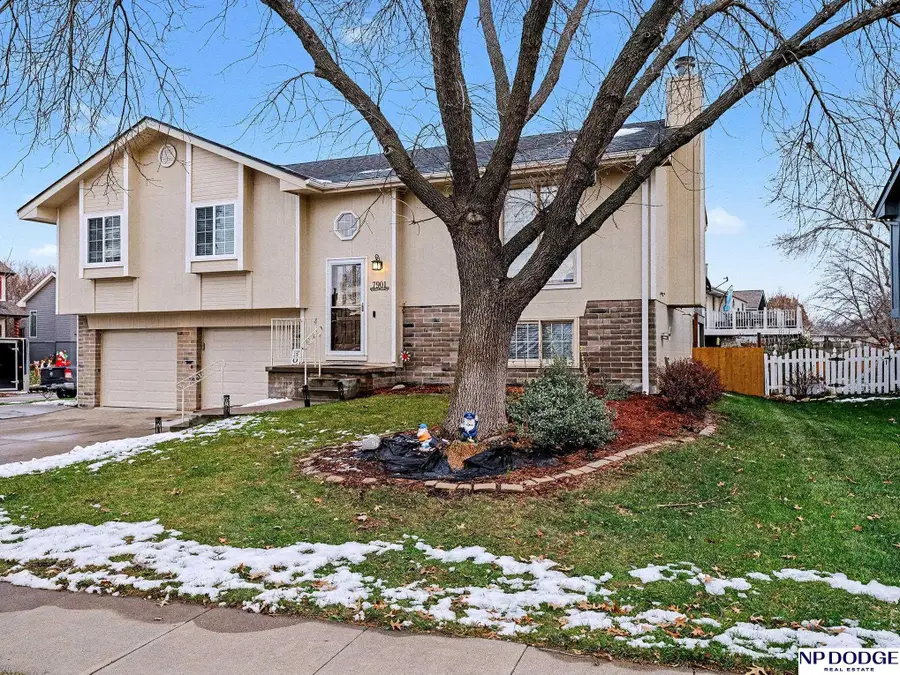 7901 S 151 Avenue, Omaha, NE 68138 - Image #2