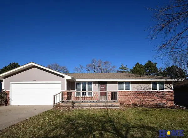 1840 Montclair Drive, Lincoln, NE 68521