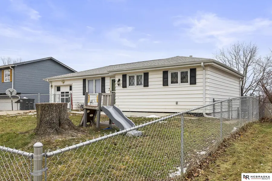 9217 Grand Avenue, Omaha, NE 68134 - Image #3