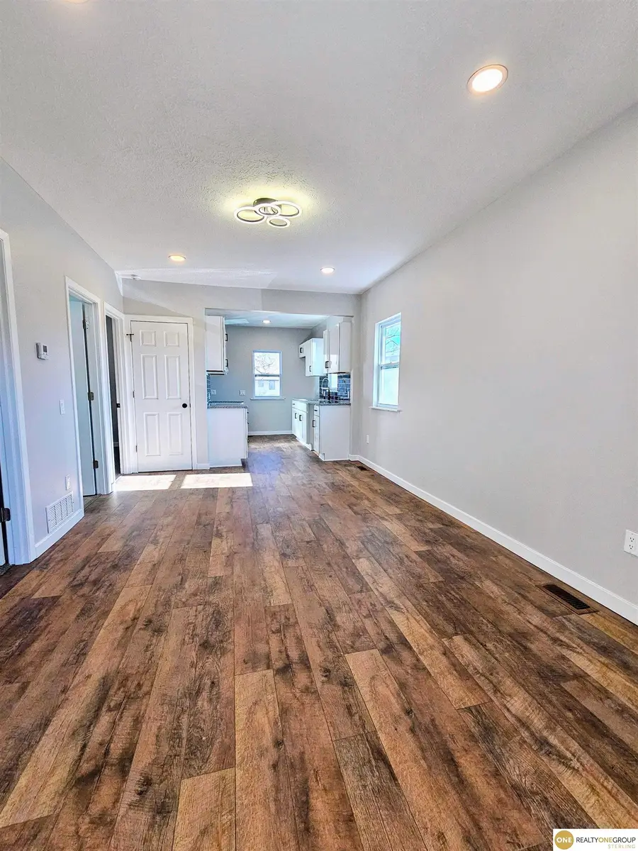 5307 N 16 Street, Omaha, NE 68110 - Image #2