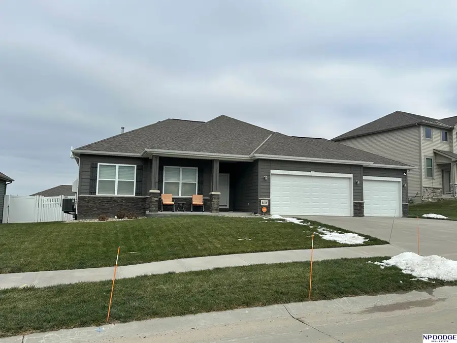 5114 Lawnwood Drive, Papillion, NE 68133 - Image #2