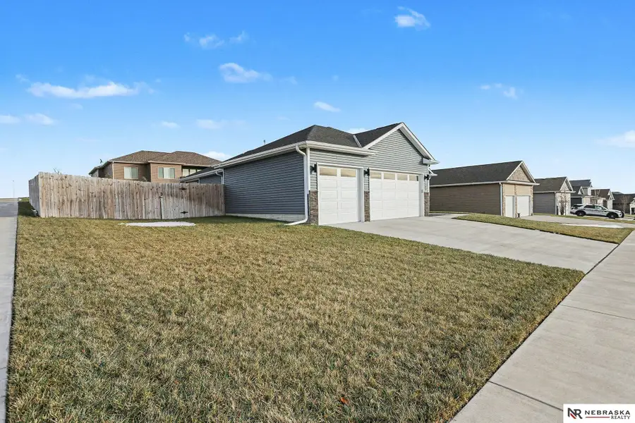 1290 Oakview Drive, Hickman, NE 68372 - Image #3