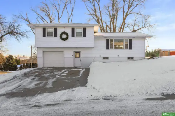 2001 Hampton Drive, Tekamah, NE 68061