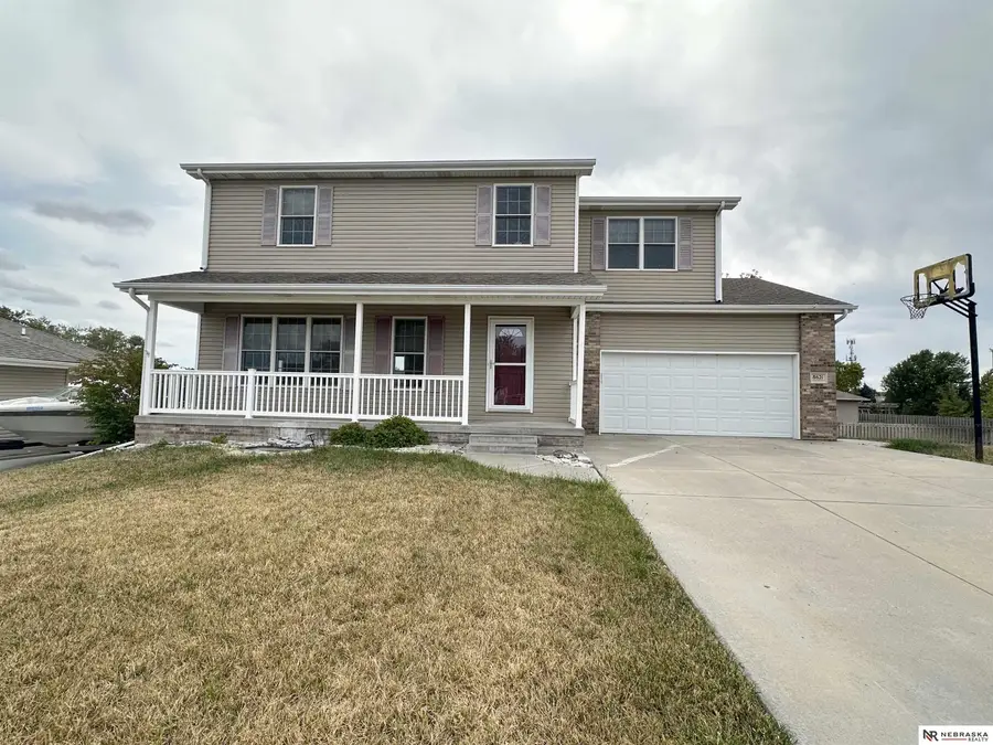 8621 Lavender Circle, Lincoln, NE 68505 - Image #2