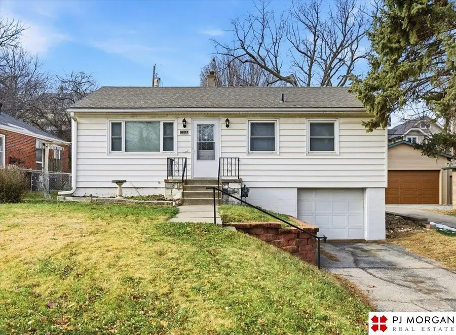 2112 S 49th Street, Omaha, NE 68106 - Image #3