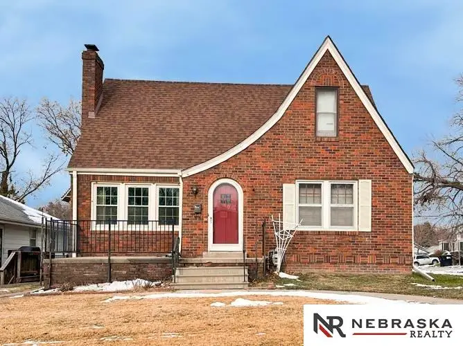 6152 Hickory Street, Omaha, NE 68106 - Image #1
