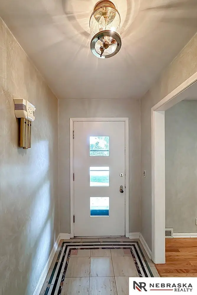 437 S 90th Street, Omaha, NE 68114 - Image #3