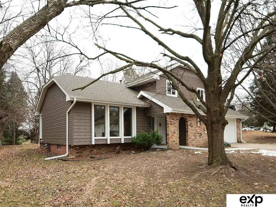 12123 Parker Circle, Omaha, NE 68154 - Image #2