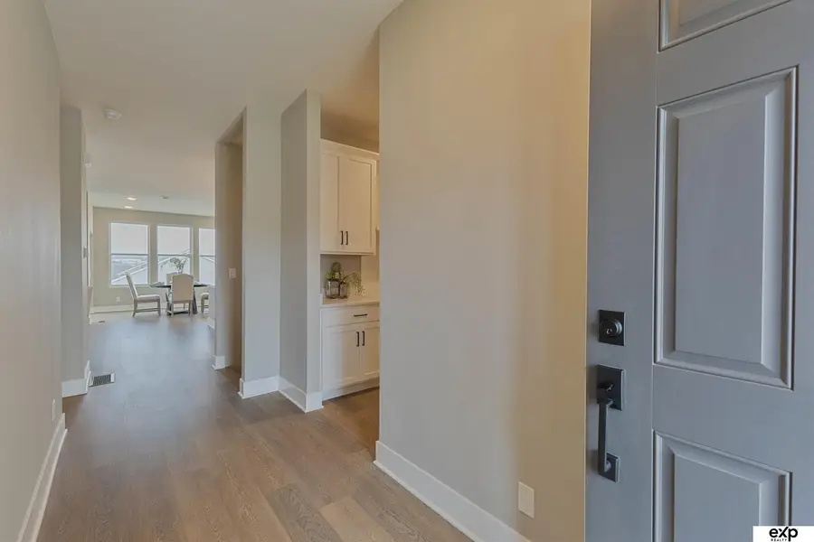 17538 Robin Drive, Omaha, NE 68136 - Image #3