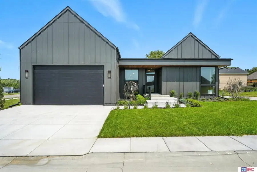 8440 Birkett Place, Lincoln, NE 68526 - Image #3