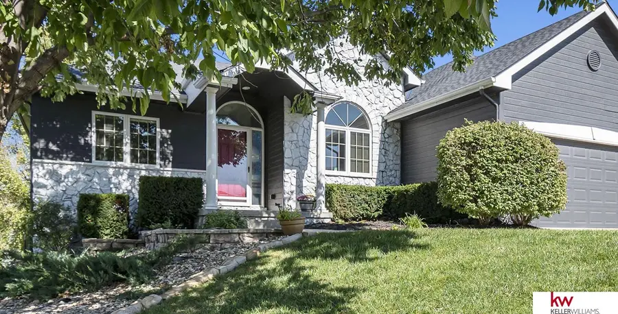 17020 Erskine Street, Omaha, NE 68116 - Image #2