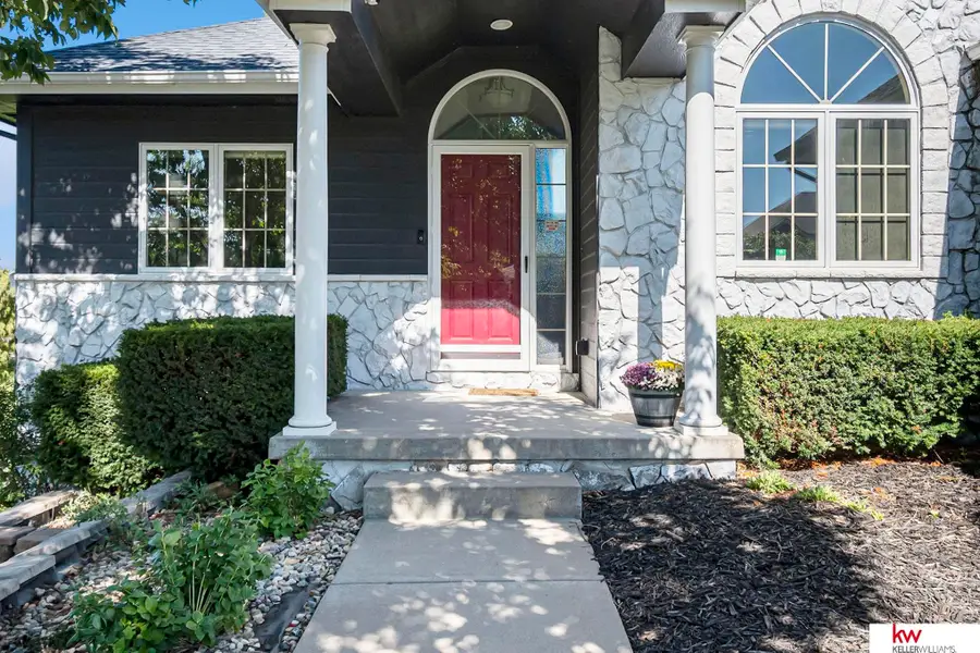 17020 Erskine Street, Omaha, NE 68116 - Image #3