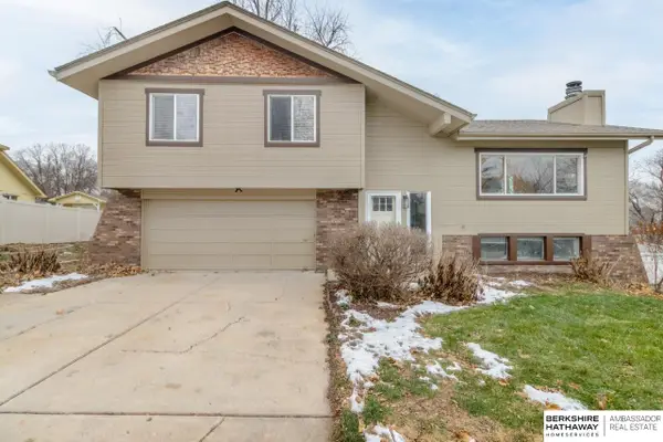 1230 S 164 Avenue, Omaha, NE 68130