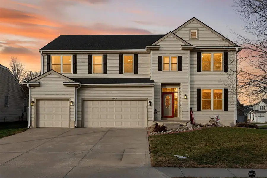 1802 Fox Run Drive, Papillion, NE 68046 - Image #3