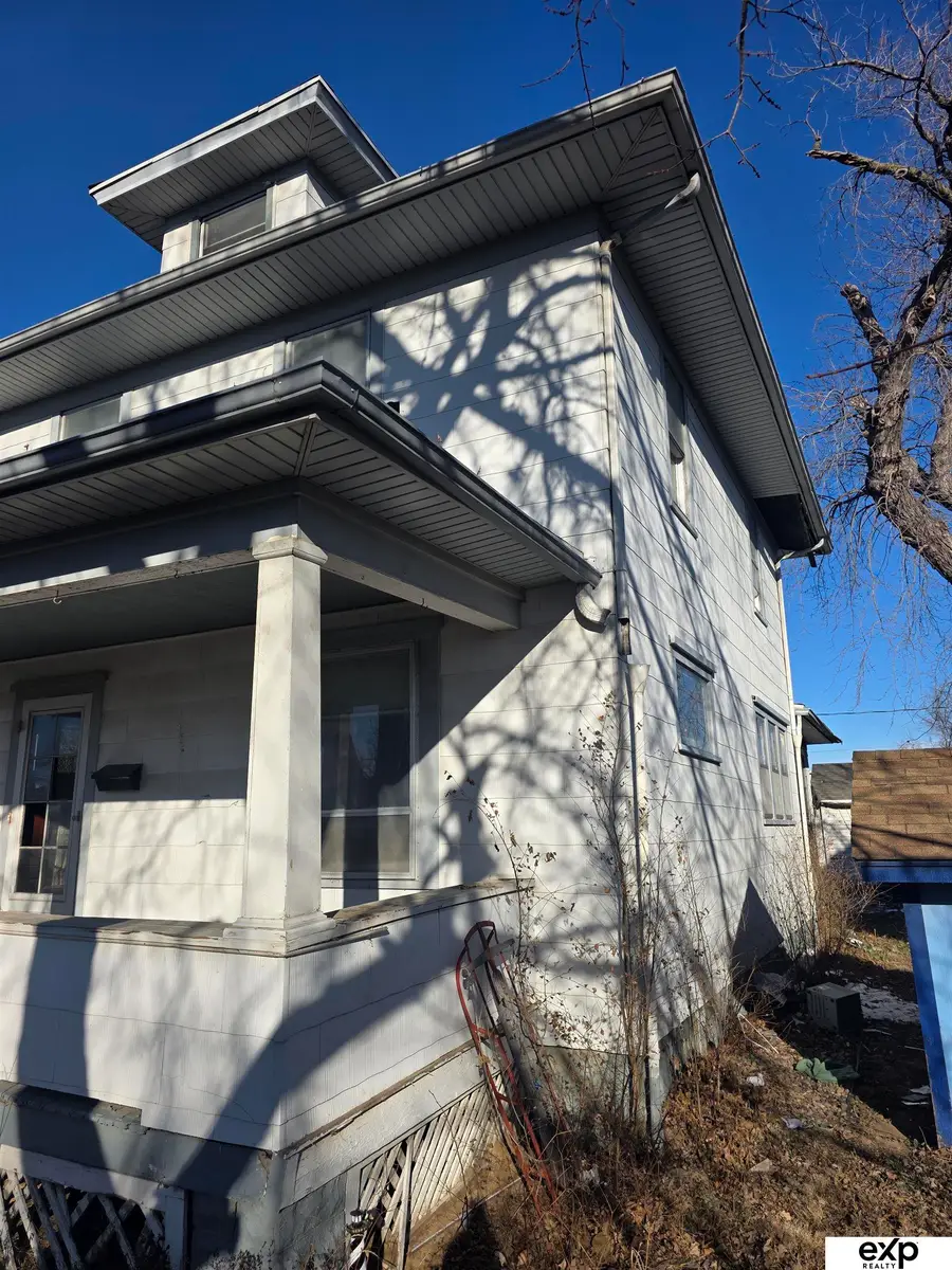 2418 Valley Street, Omaha, NE 68134 - Image #3