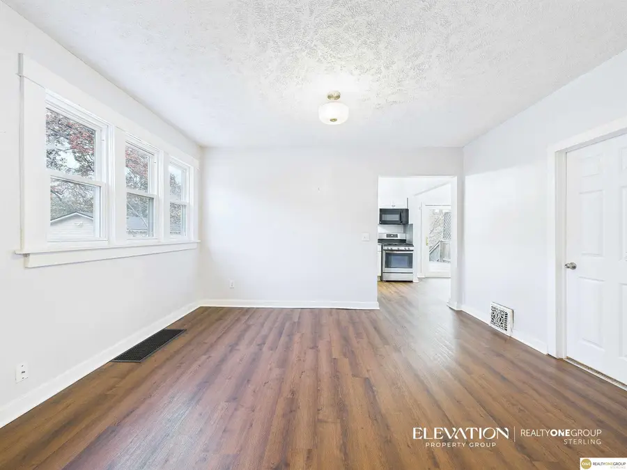 4814 Poppleton Avenue, Omaha, NE 68106 - Image #3
