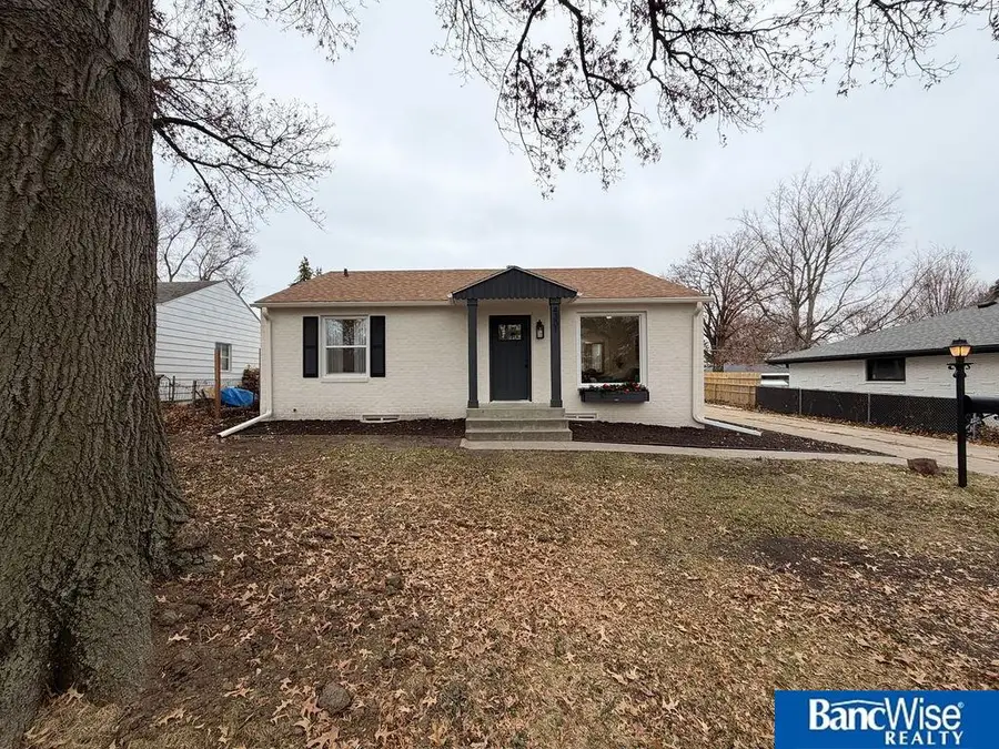 4301 Mohawk Street, Lincoln, NE 68510 - Image #2