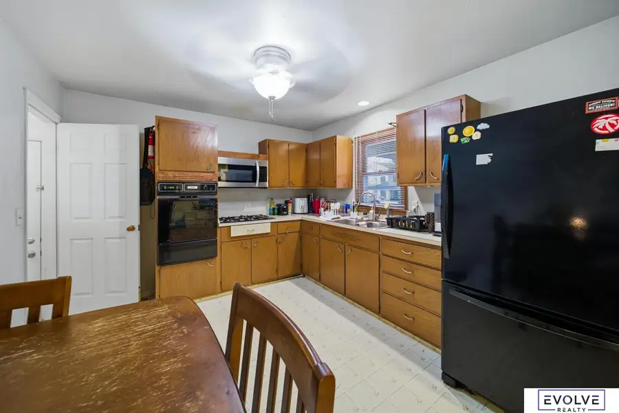 3227 Avenue J, Council Bluffs, IA 51501 - Image #3