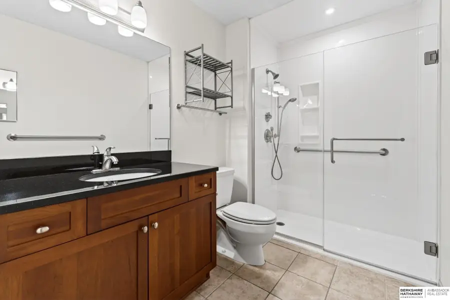 300 S 16th Street #802, Omaha, NE 68102 - Image #2