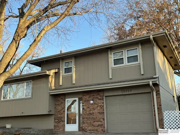 15319 Sarpy Circle, Omaha, NE 68137