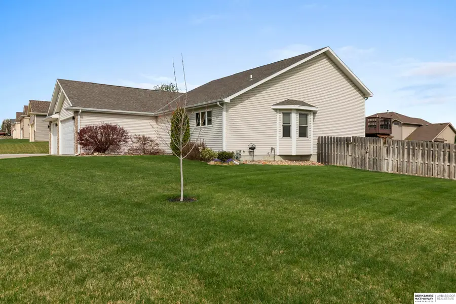 9040 Berg Drive, Lincoln, NE 68505 - #3