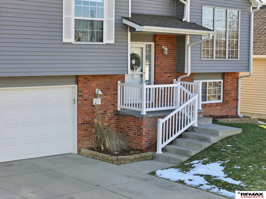 2825 O'malley Drive, Lincoln, NE 68516 - Image #3
