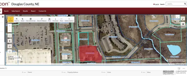 3305 N 168th Street, Omaha, NE 68116