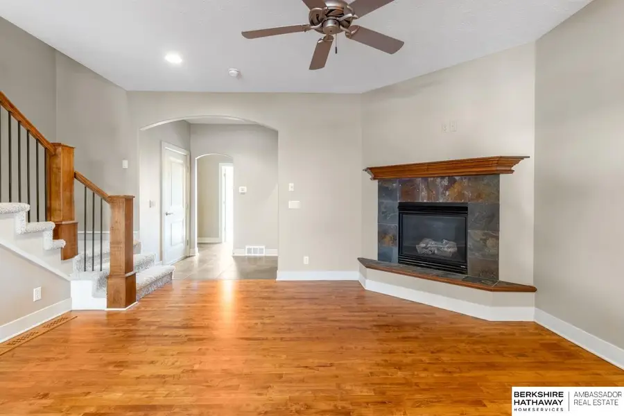 5138 Dodge Street, Omaha, NE 68132 - Image #3