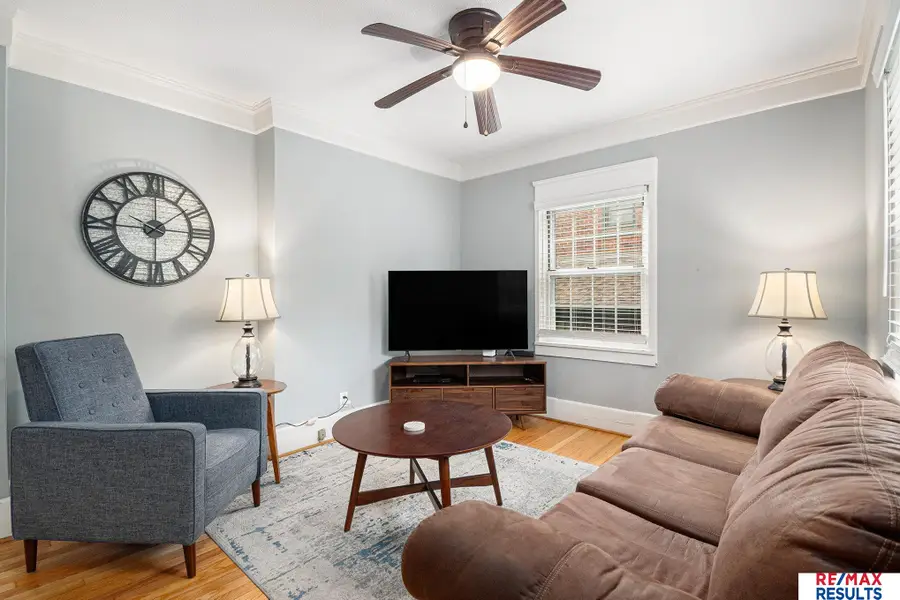 4215 Woolworth Avenue, Omaha, NE 68105 - #2