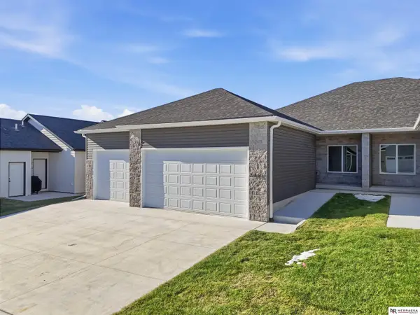 5851 S 95th Street, Lincoln, NE 68526