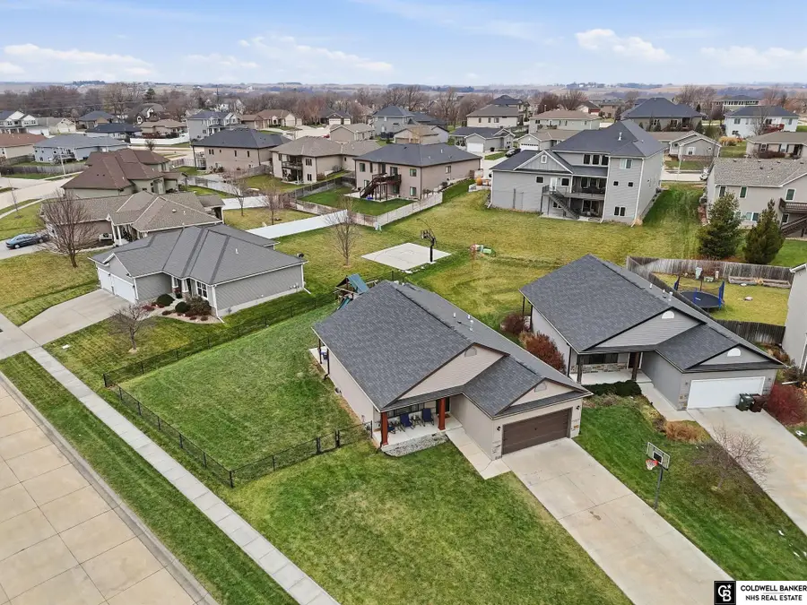 925 Scotts Creek Court, Hickman, NE 68372 - Image #3