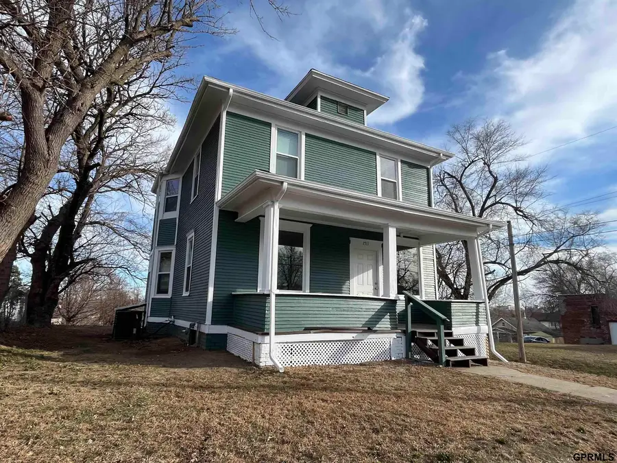 1511 N 33rd Street, Omaha, NE 68111 - Image #2