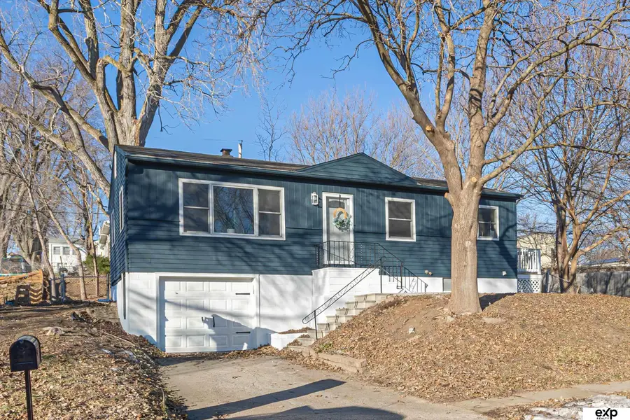 3202 Wallace Avenue, Bellevue, NE 68046 - Image #2