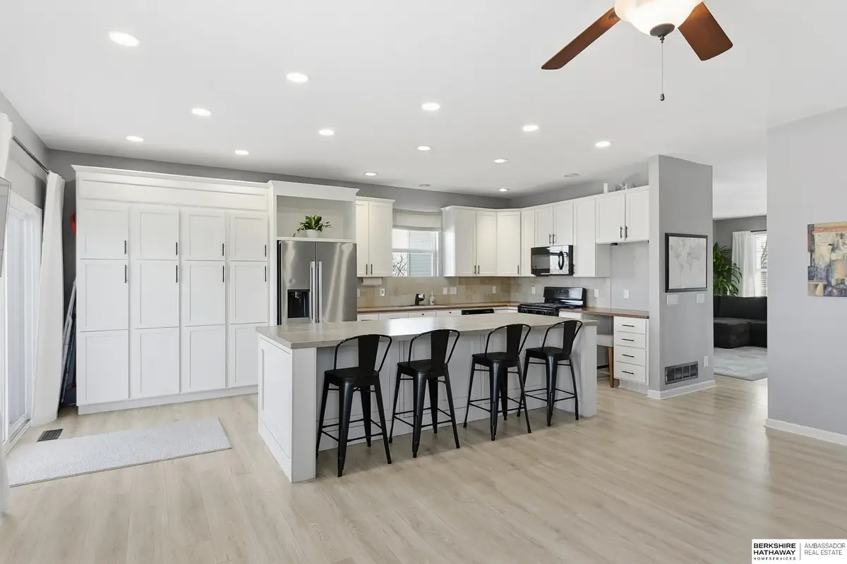 20810 Paul Circle, Elkhorn, NE 68022 - Image #1