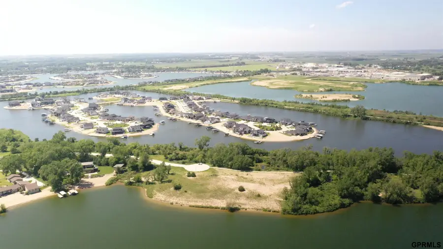 5613 N 284th Circle, Valley, NE 68064 - Image #2