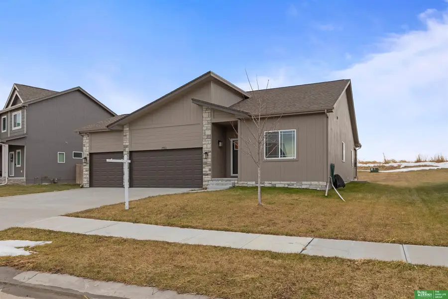 13512 S 55 Street, Papillion, NE 68133 - Image #2