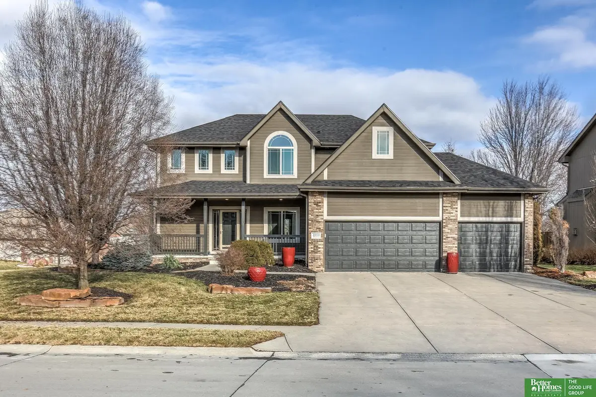 19314 D Street, Omaha, NE 68130 - Image #1