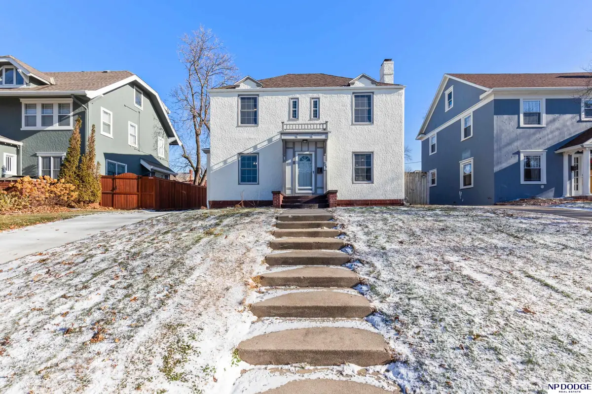 309 S 52nd Street, Omaha, NE 68132 - Image #1